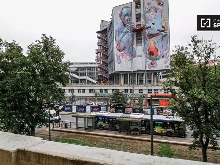 Immagine 2 di Camera condivisa in affitto  in Corso S. Maurizio a Torino