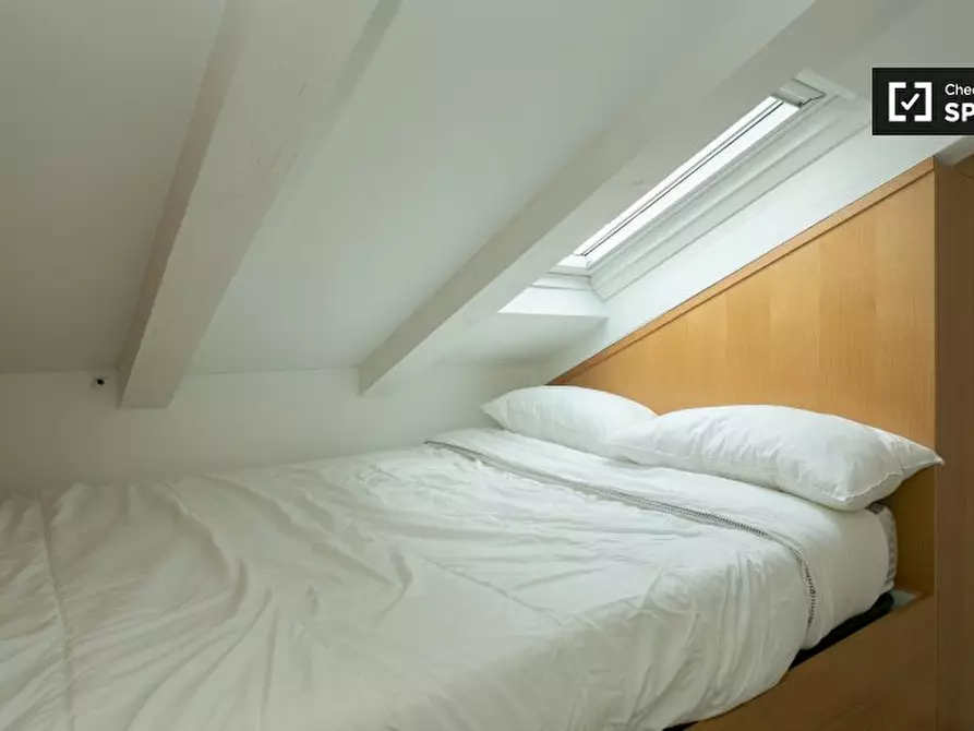 Immagine 13 di Appartamento in affitto  in Piazza S. Camillo de Lellis a Milano