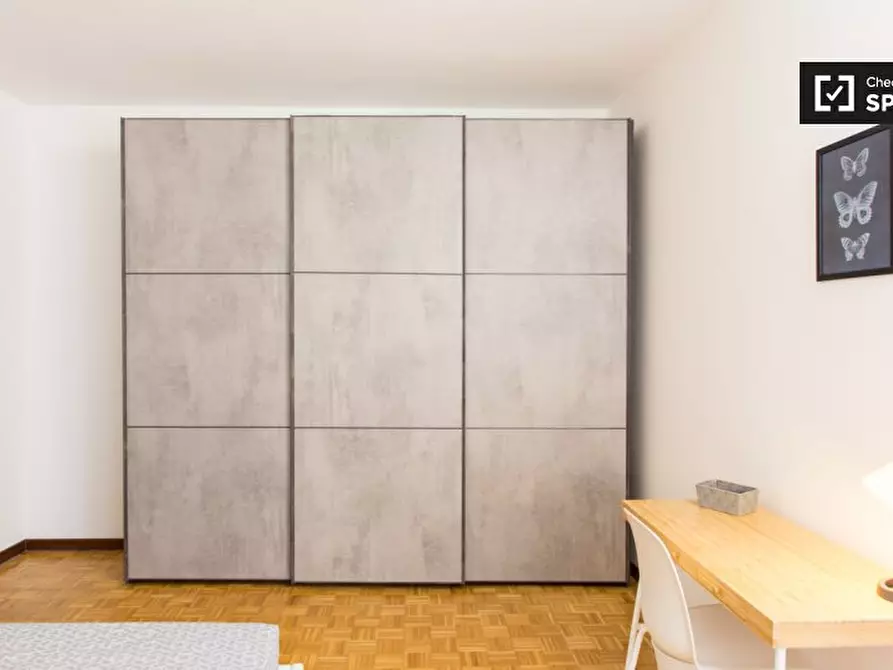 Immagine 2 di Camera condivisa in affitto  in Via Savona, 20144 Milano MI, Italy a Milano