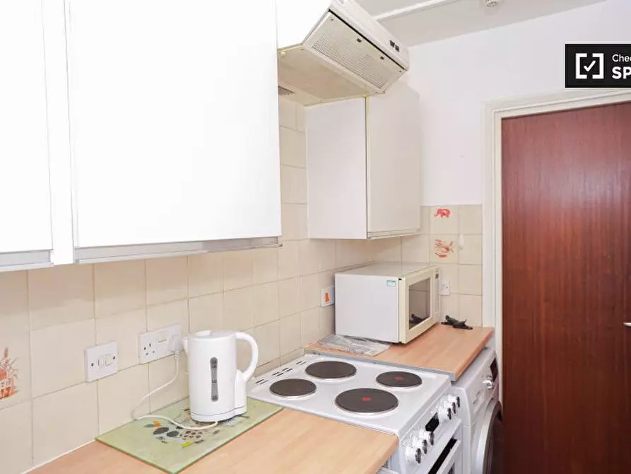 Immagine 7 di Ufficio in affitto  in GF St Anns Villas a Kensington