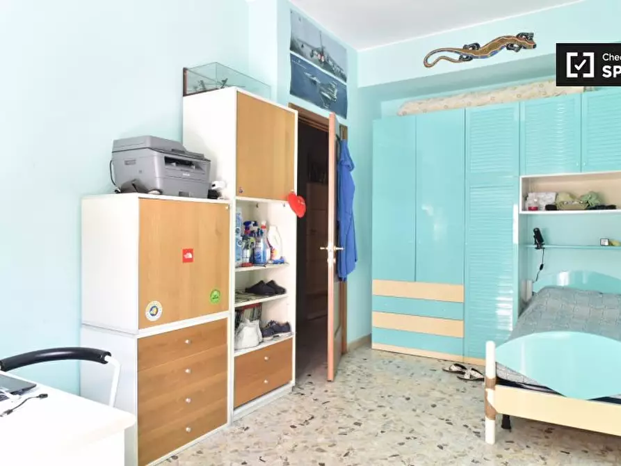 Immagine 2 di Camera condivisa in affitto  in Via di Torrevecchia, 00168 Roma RM, Italy a Roma