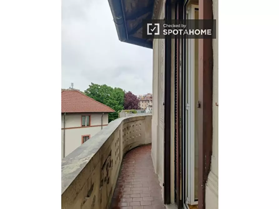 Immagine 6 di Camera condivisa in affitto  in Via Plinio a Milano