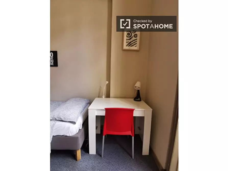 Immagine 19 di Camera condivisa in affitto  in Corso Giuseppe Siccardi a Torino