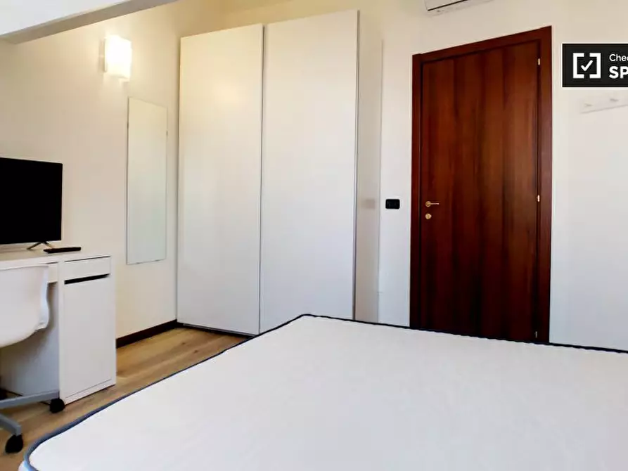 Immagine 3 di Camera condivisa in affitto  in Via Santa Maria Podone, 20123 Milano MI, Italy a Milano