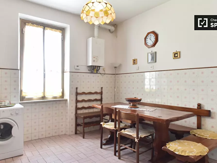 Immagine 5 di Appartamento in affitto  in Via Fortebraccio a Roma