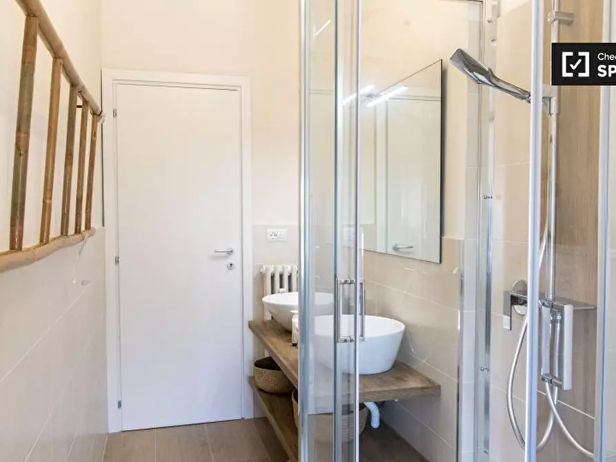 Immagine 17 di Appartamento in affitto  in Via Tuscolana a Roma