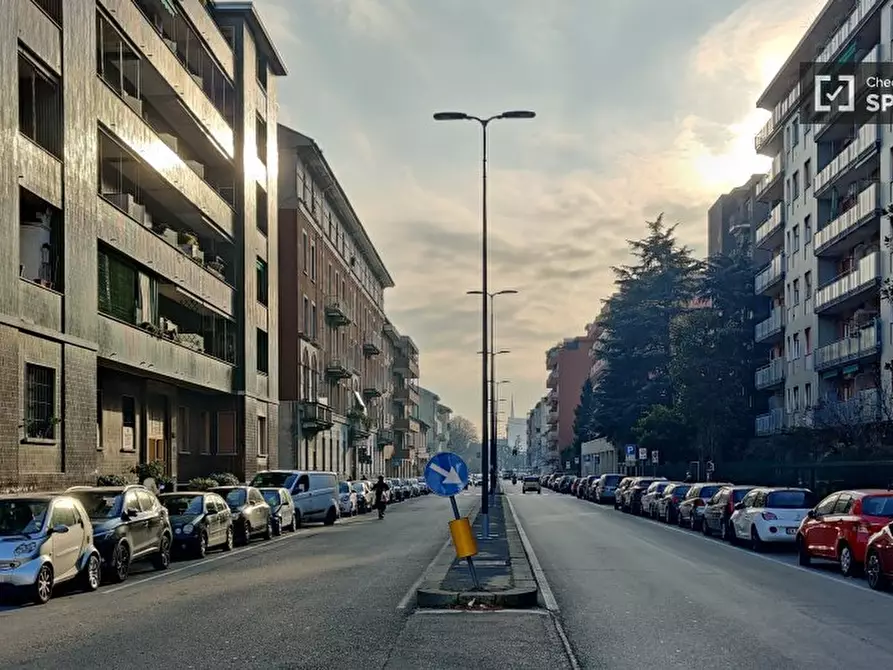 Immagine 17 di Camera condivisa in affitto  in Viale Sarca a Milano