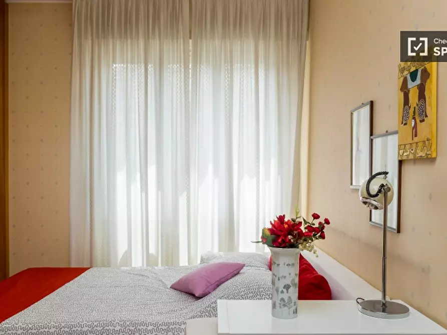 Immagine 3 di Camera condivisa in affitto  in Via Stendhal a Milano