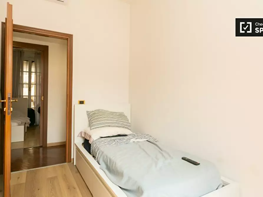 Immagine 3 di Camera condivisa in affitto  in Via Santa Maria Podone a Milano