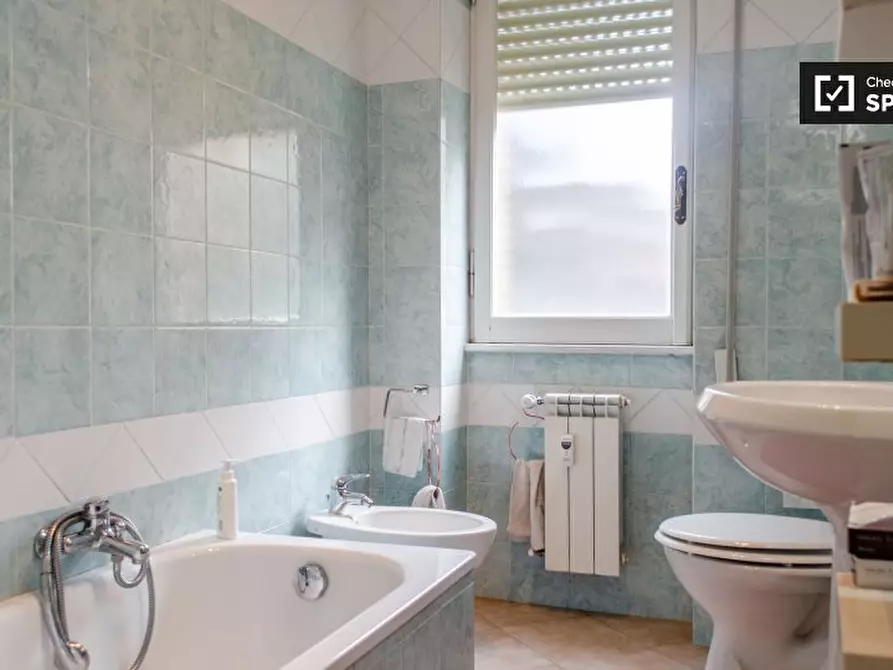 Immagine 17 di Camera condivisa in affitto  in Via Francesco De Vico, 00142 Roma RM, Italy a Roma