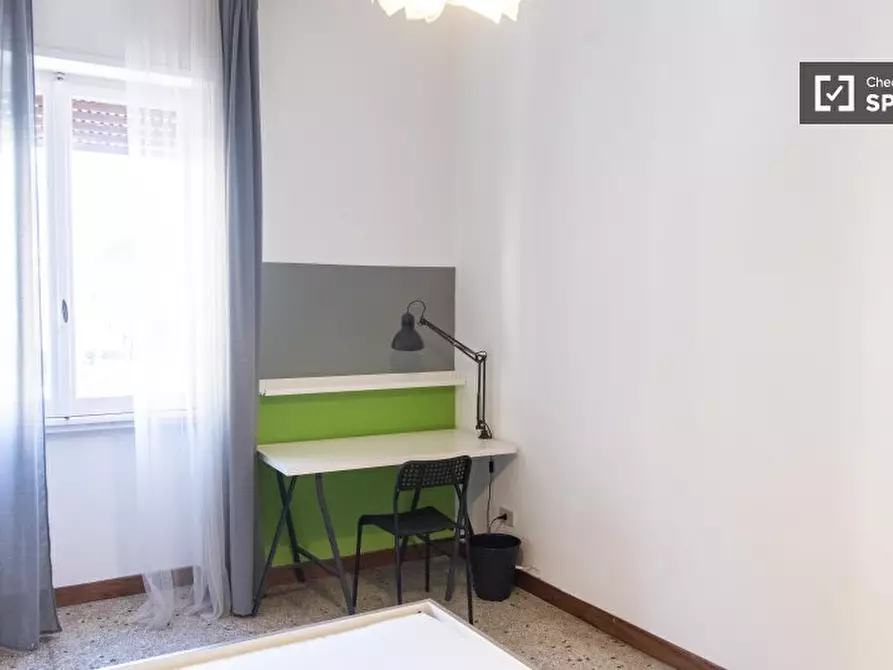 Immagine 7 di Camera condivisa in affitto  in Via Tripolitania a Roma