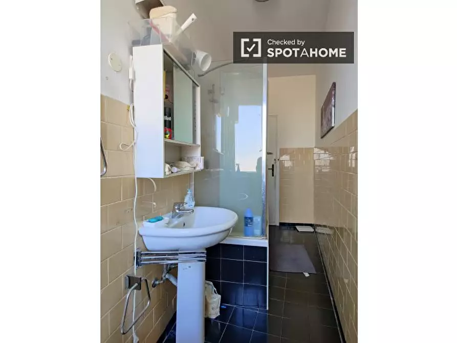 Immagine 14 di Camera condivisa in affitto  in Piazzale Fratelli Zavattari a Milano