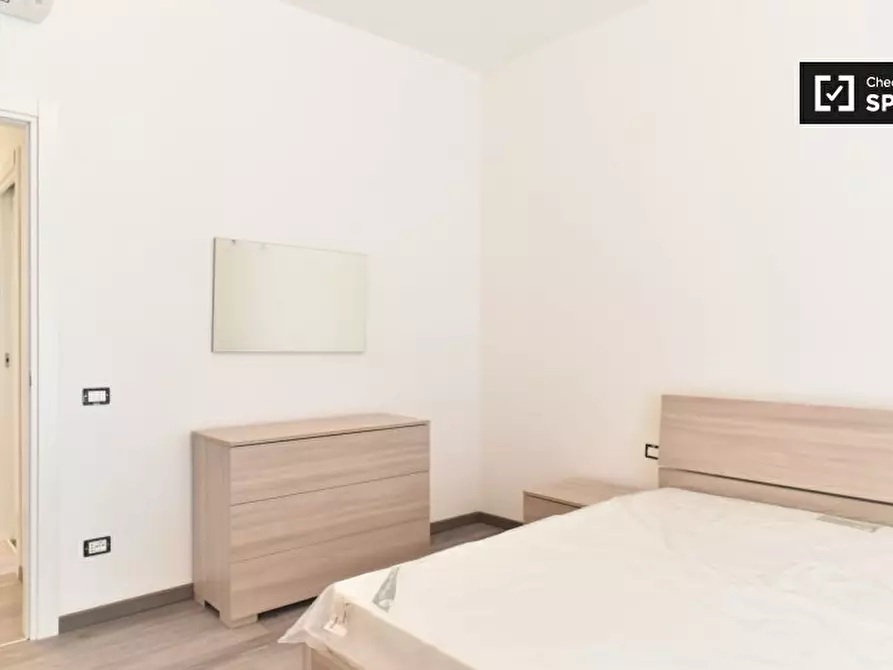 Immagine 2 di Camera condivisa in affitto  in Viale di Vigna Pia a Roma