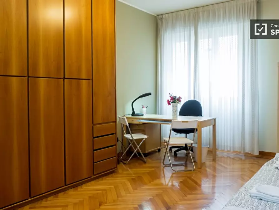 Immagine 2 di Camera condivisa in affitto  in Via Stendhal a Milano