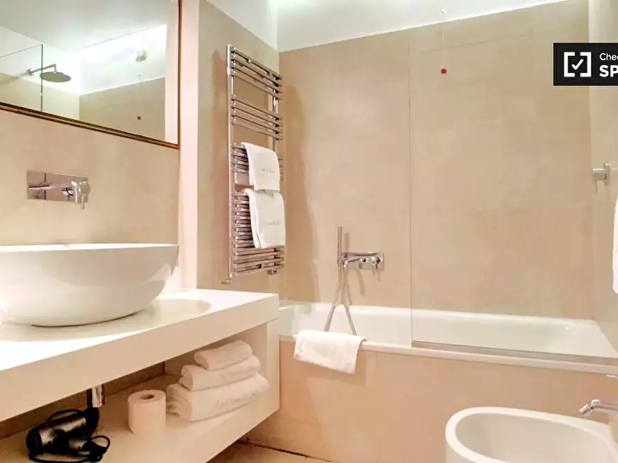 Immagine 6 di Appartamento in affitto  in Via Galvano Fiamma, 20129 Milano MI, Italy a Milano