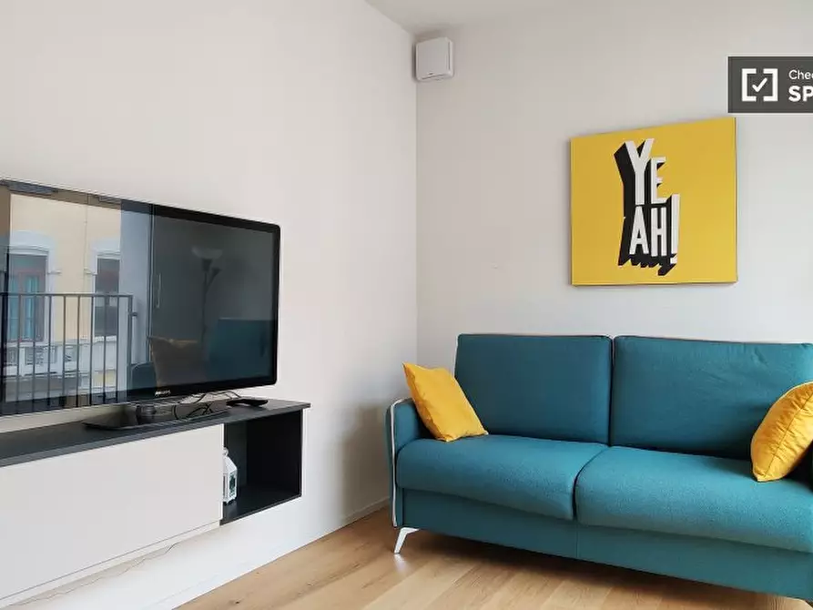 Immagine 2 di Appartamento in affitto  in Via Vincenzo Russo a Milano