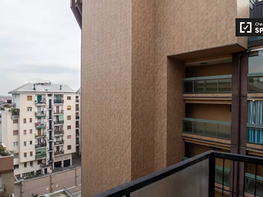 Immagine 13 di Camera condivisa in affitto  in Viale Monza a Milano