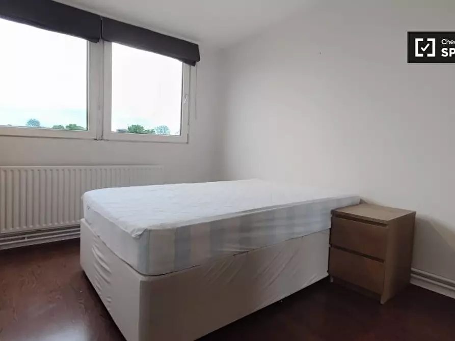 Immagine 1 di Camera condivisa in affitto  in Evenwood Cl a Wandsworth