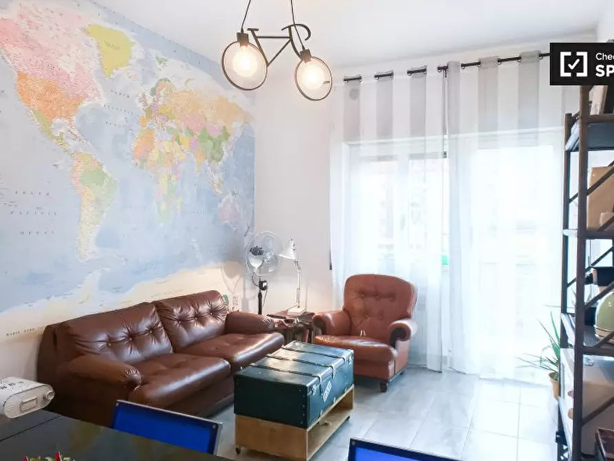 Immagine 9 di Camera condivisa in affitto  in Via Ettore Giovenale a Roma