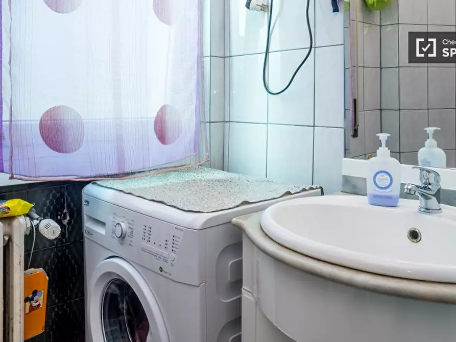 Immagine 13 di Camera condivisa in affitto  in Via Roggia Scagna a Milano