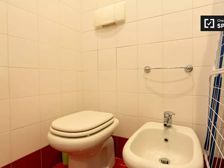 Immagine 15 di Camera condivisa in affitto  in Viale Liguria a Milano