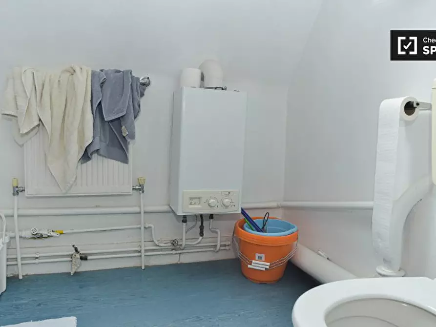 Immagine 10 di Ufficio in affitto  in F2 St Anns Villas a Kensington