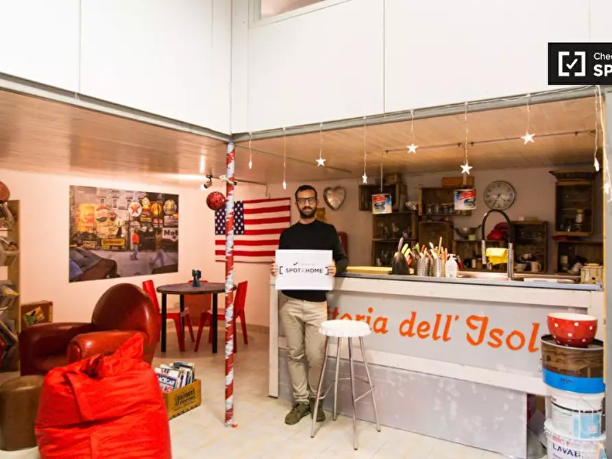 Immagine 12 di Appartamento in affitto  in Via Emilio Cornalia, 20124 Milano MI, Italy a Milano