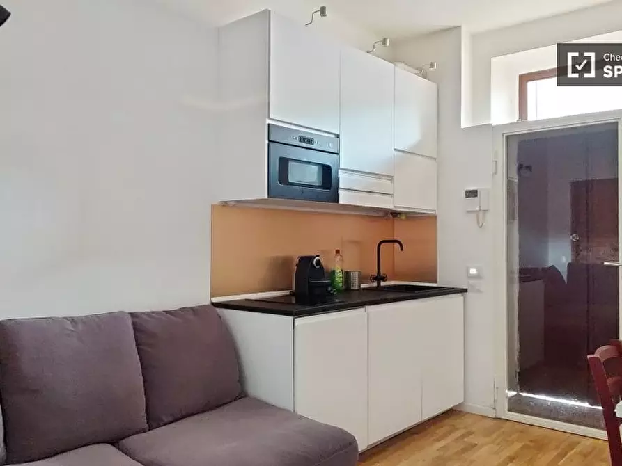 Immagine 2 di Appartamento in affitto  in Via Arquà a Milano