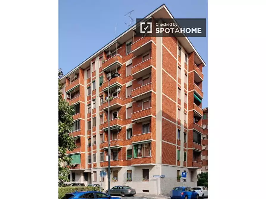 Immagine 15 di Camera condivisa in affitto  in Via Fratelli Rosselli a Milano