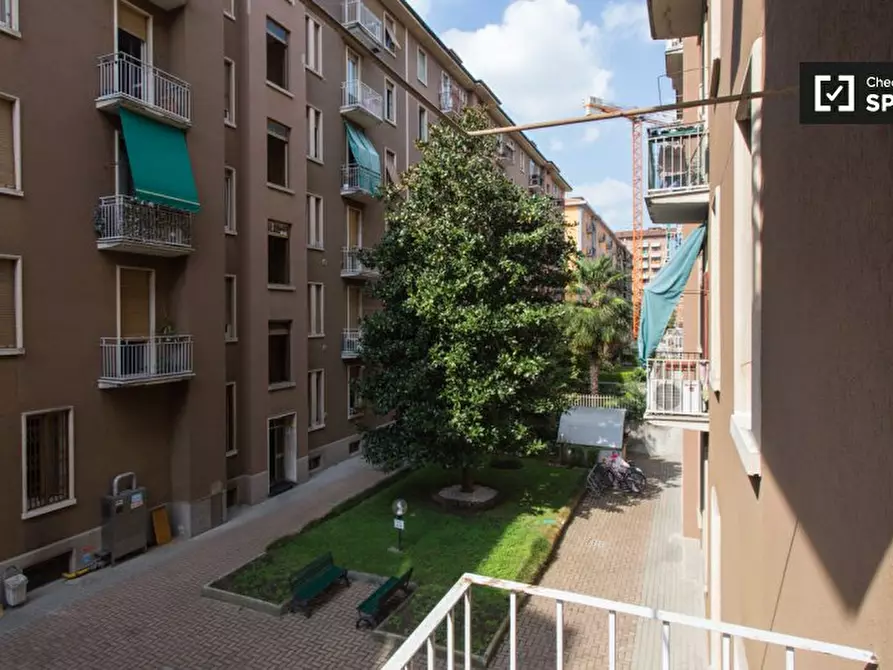 Immagine 10 di Camera condivisa in affitto  in Viale Fulvio Testi a Milano