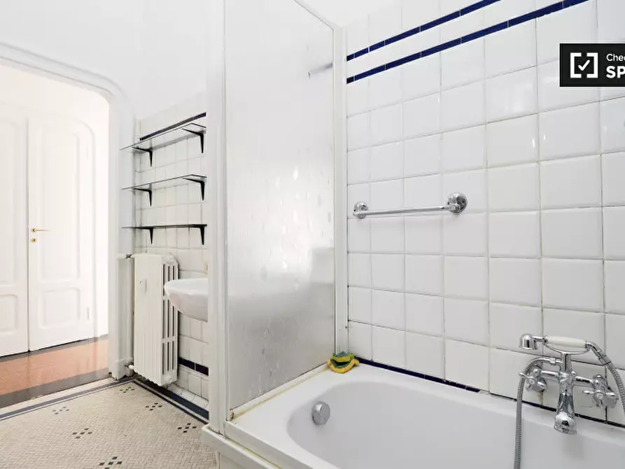 Immagine 12 di Appartamento in affitto  in Via Castelfidardo a Milano