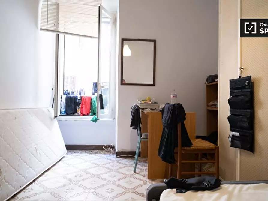 Immagine 8 di Camera condivisa in affitto  in Via degli Equi, 00185 Roma RM, Italy a Roma