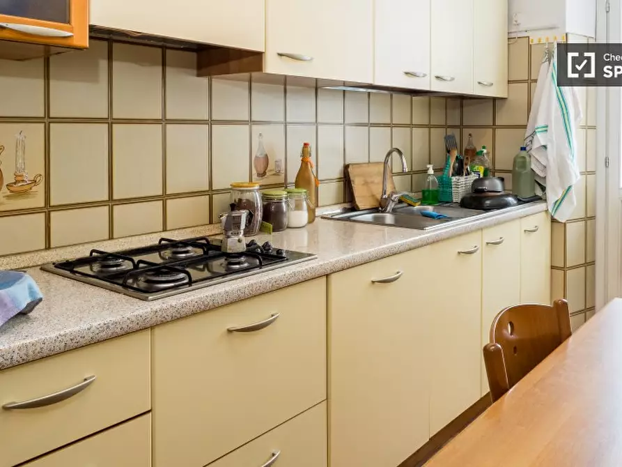 Immagine 11 di Camera condivisa in affitto  in Via Leone Tolstoi a Milano