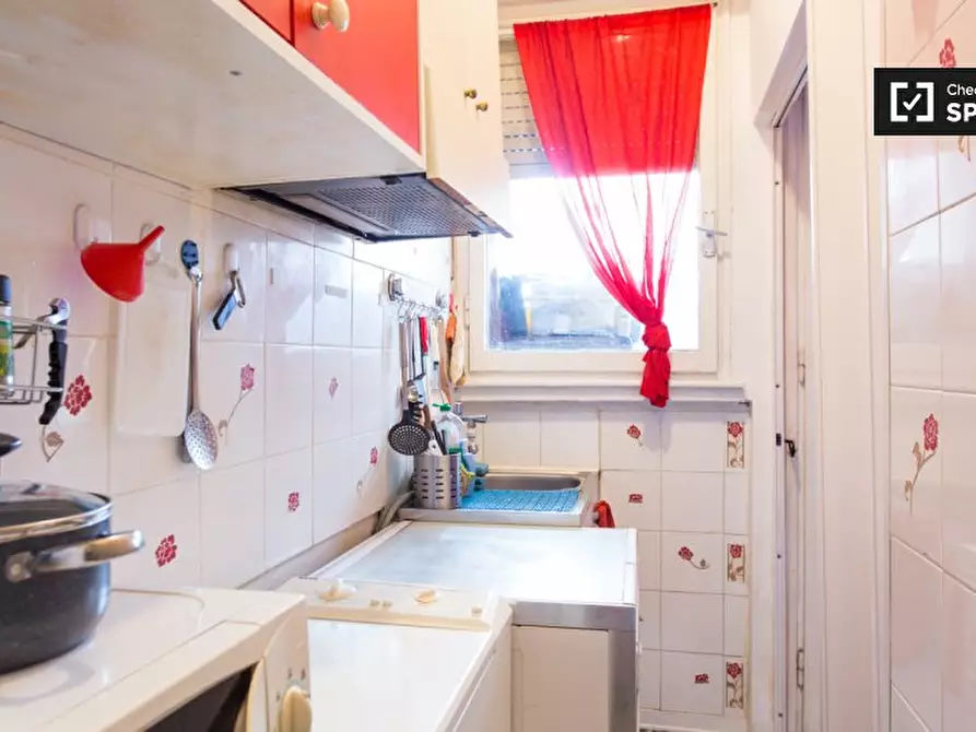 Immagine 10 di Camera condivisa in affitto  in Via Carlo Girola a Milano