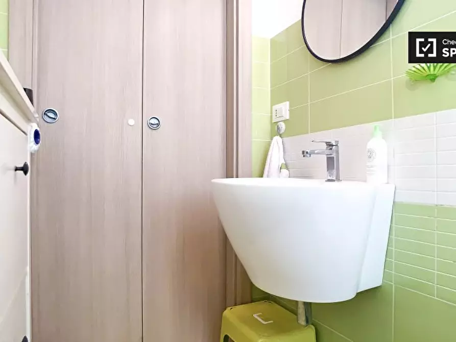 Immagine 15 di Appartamento in affitto  in Via dei Lucilii a Roma