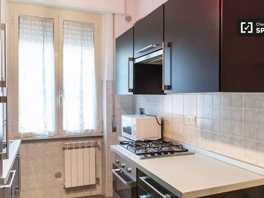 Immagine 5 di Camera condivisa in affitto  in Via Portuense a Roma