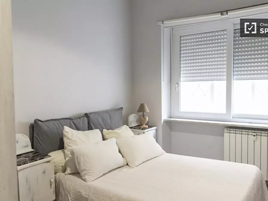 Immagine 5 di Appartamento in affitto  in Via Ugo Bartolomei a Roma