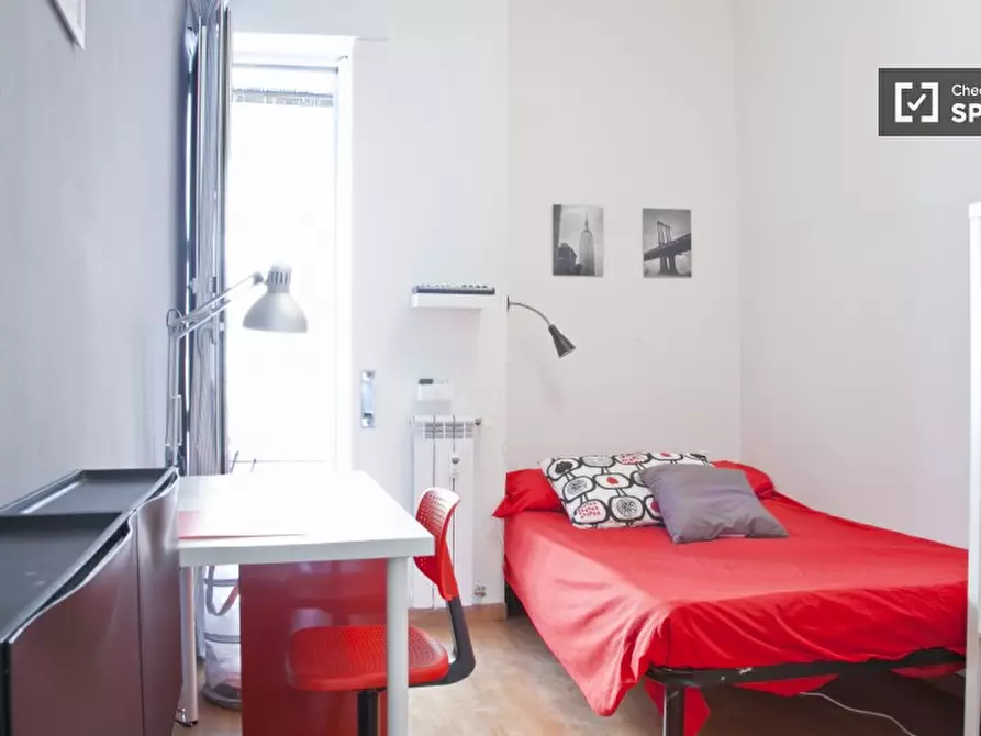 Immagine 15 di Camera condivisa in affitto  in Viale Libia a Roma