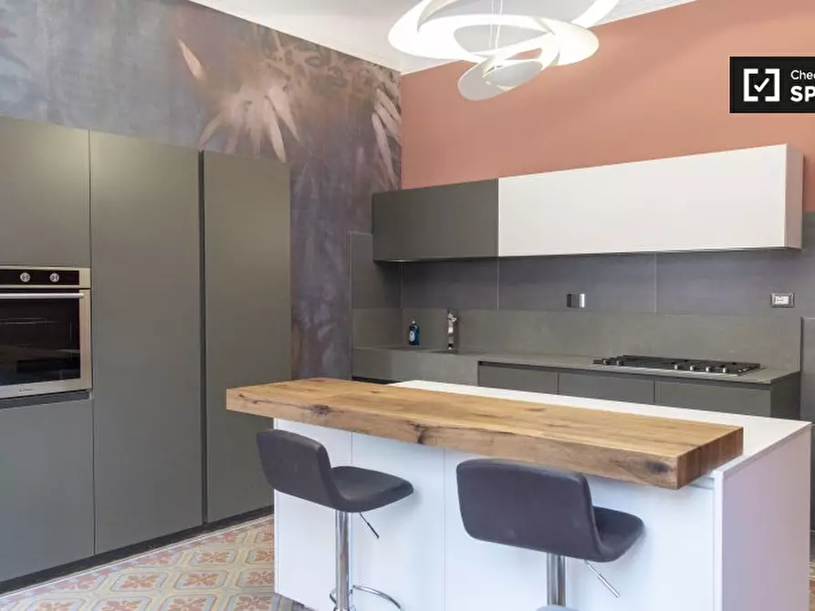 Immagine 7 di Camera condivisa in affitto  in Via Lima a Roma