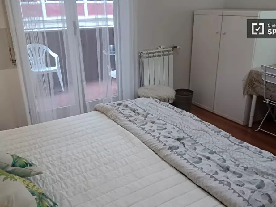 Immagine 4 di Camera condivisa in affitto  in Largo Francesco Anzani a Roma