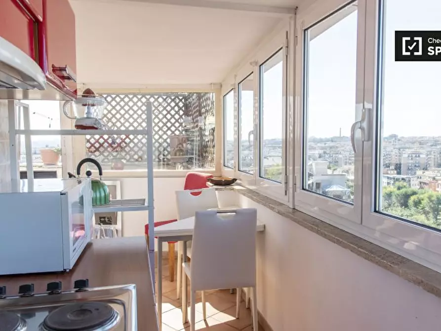 Immagine 8 di Appartamento in affitto  in Via Guido Guinizelli a Roma