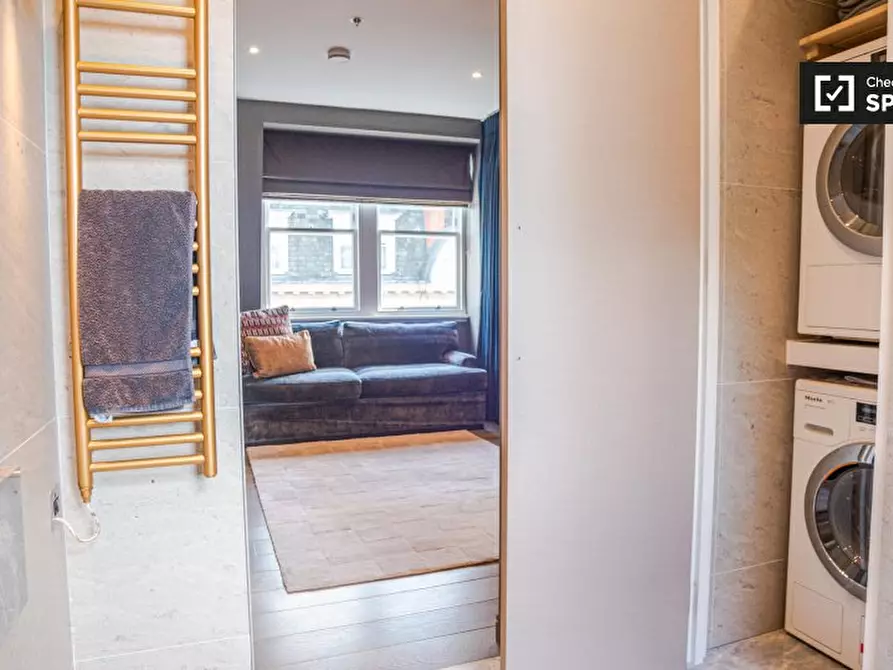 Immagine 13 di Appartamento in affitto  in Eastcastle St a Camden Town