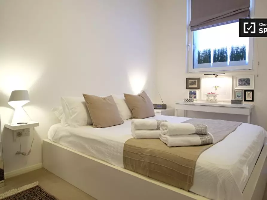 Immagine 12 di Appartamento in affitto  in Siddons Lane a Camden Town