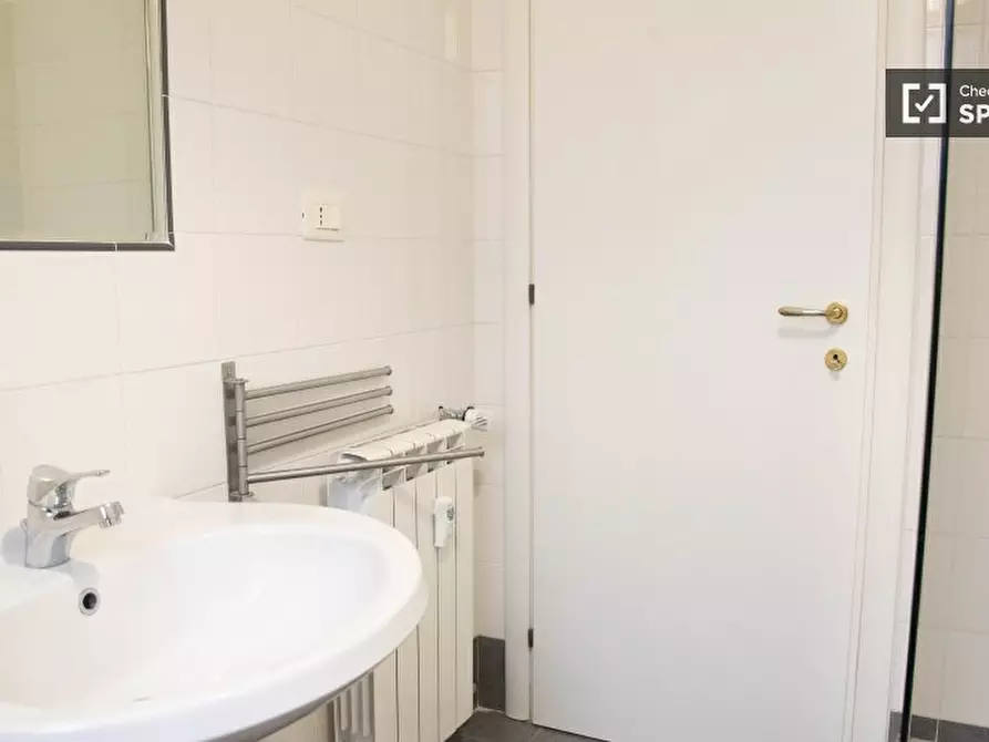 Immagine 17 di Appartamento in affitto  in Via degli Ortaggi a Roma