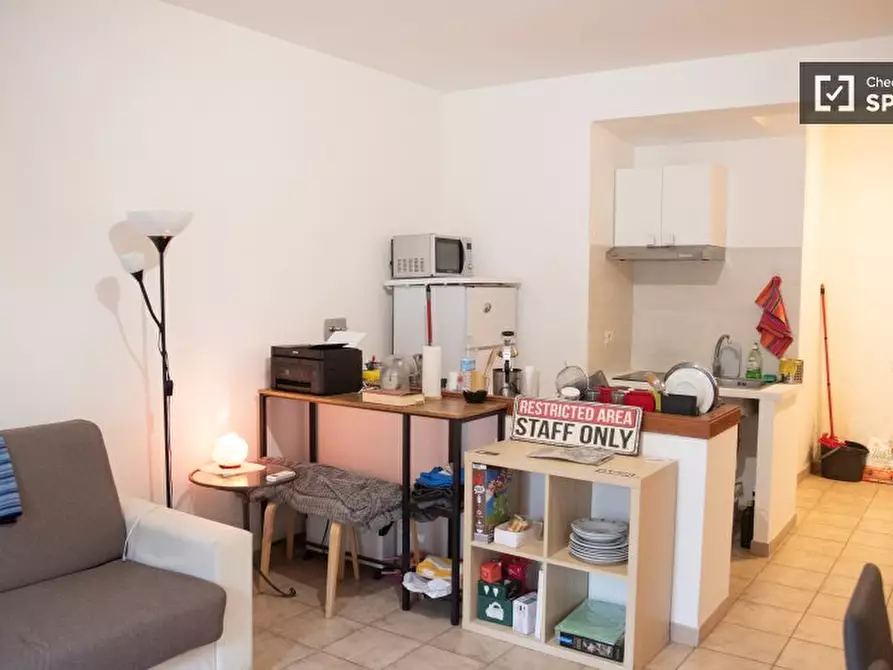 Immagine 4 di Ufficio in affitto  in V. dei Due Ponti a Roma