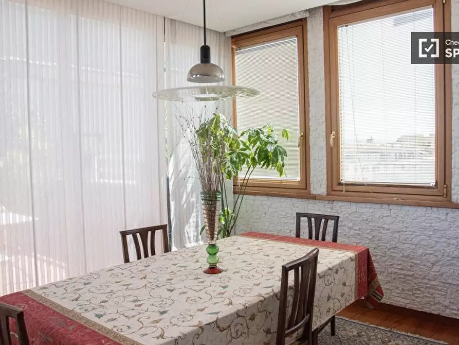 Immagine 5 di Appartamento in affitto  in Via Buccari a Roma