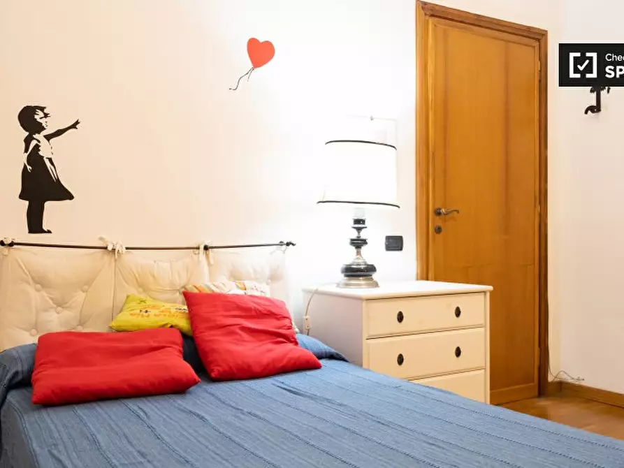 Immagine 3 di Camera condivisa in affitto  in Via Enrico Mizzi a Roma