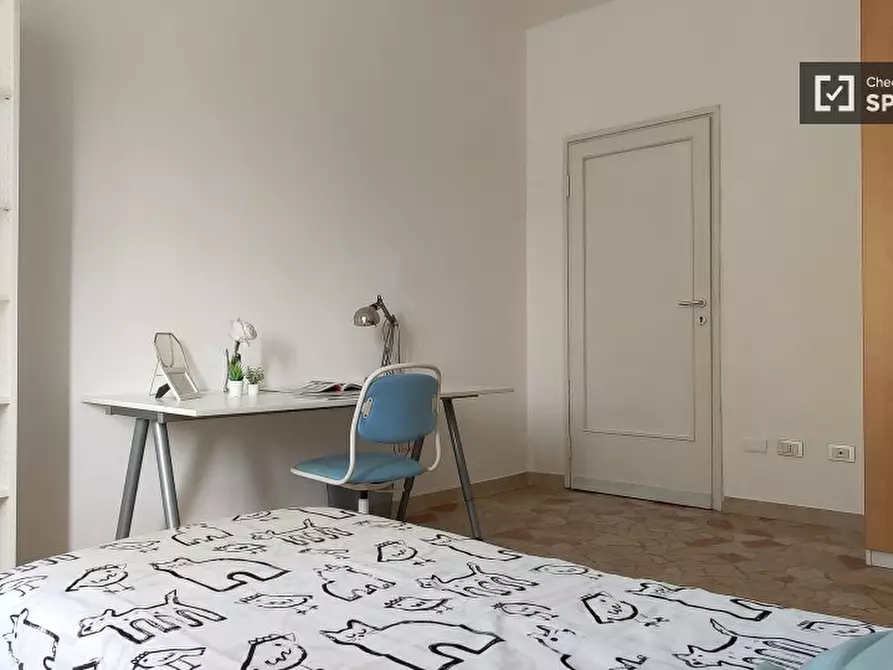 Immagine 2 di Camera condivisa in affitto  in Via Fratelli Rosselli a Milano