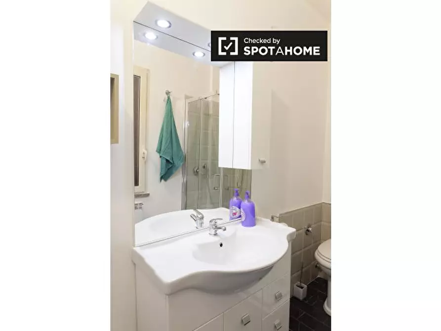 Immagine 19 di Camera condivisa in affitto  in Via Raddusa, 00133 Roma RM, Italy a Roma