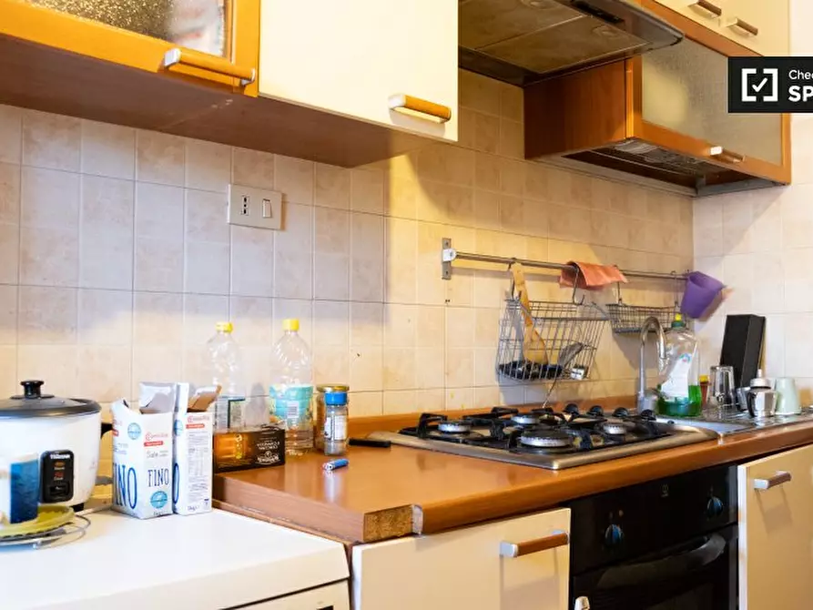 Immagine 12 di Camera condivisa in affitto  in Via Filippo Serafini, 00173 Roma RM, Italy a Roma